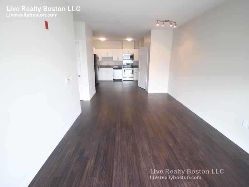 60 Brainerd Rd, Allston