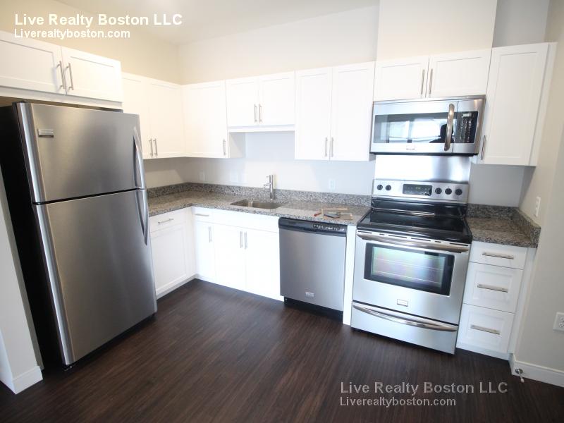 60 Brainerd Rd, Allston