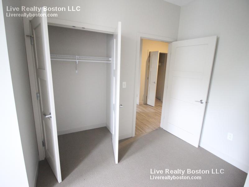 60 Brainerd Rd, Allston