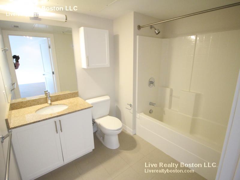 60 Brainerd Rd, Allston