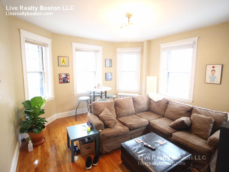 319 Allston St, Brighton