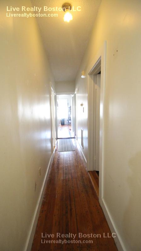 125 Brook St, Brookline Village