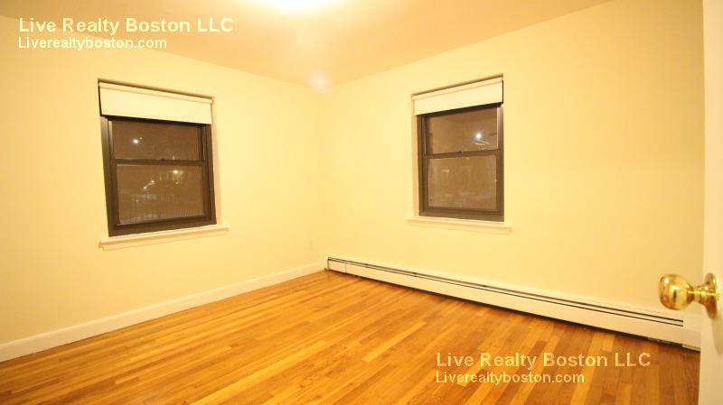 40 Harvard Ave, Brookline