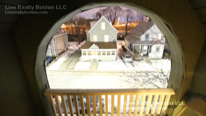 39 Pratt St, Allston