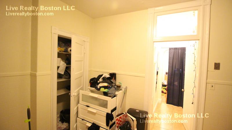 73 Harvard Ave, Allston