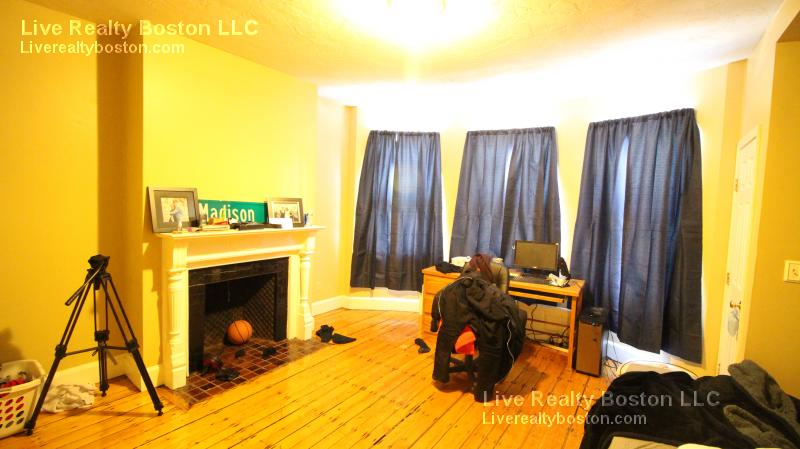 17 Highgate St, Allston