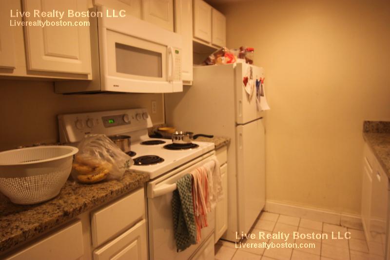 1130 Commonwealth Ave, Allston