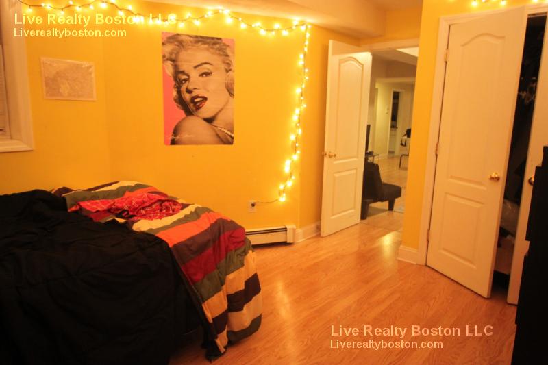 1130 Commonwealth Ave, Allston