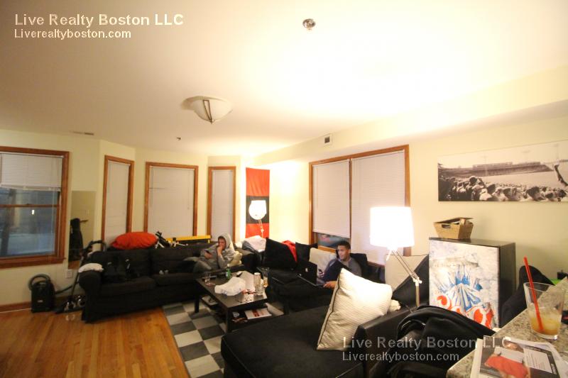102 Allston St, Allston