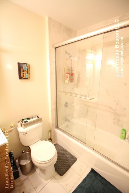 102 Allston St, Allston