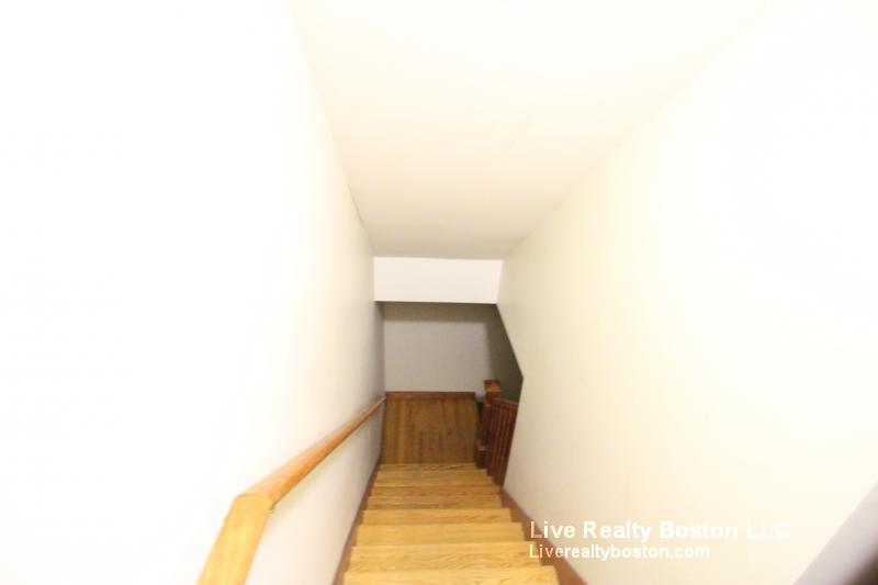 102 Allston St, Allston