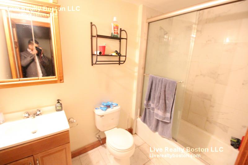 102 Allston St, Allston