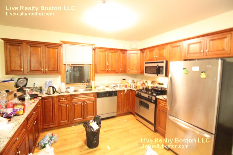 102 Allston St, Allston