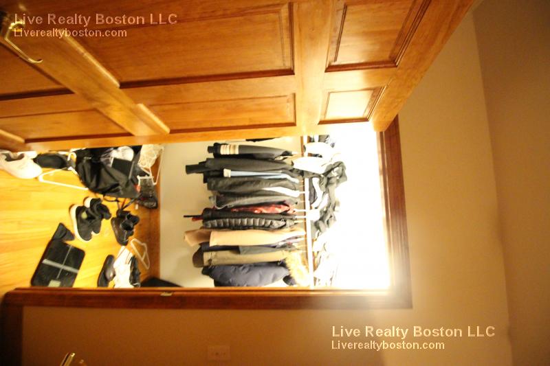 102 Allston St, Allston