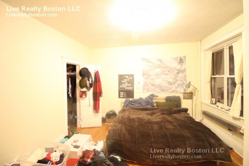 22 Euston St, Coolidge Corner