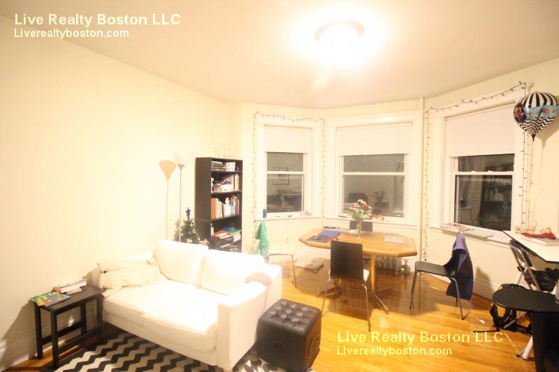 22 Euston St, Coolidge Corner