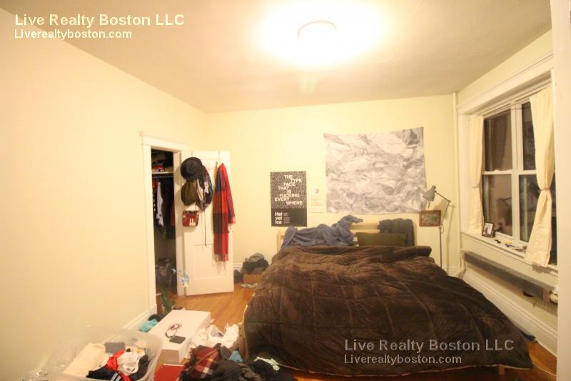 22 Euston St, Coolidge Corner