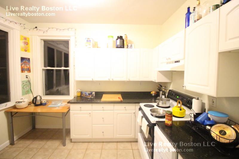 22 Euston St, Coolidge Corner