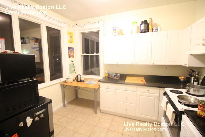 22 Euston St, Coolidge Corner