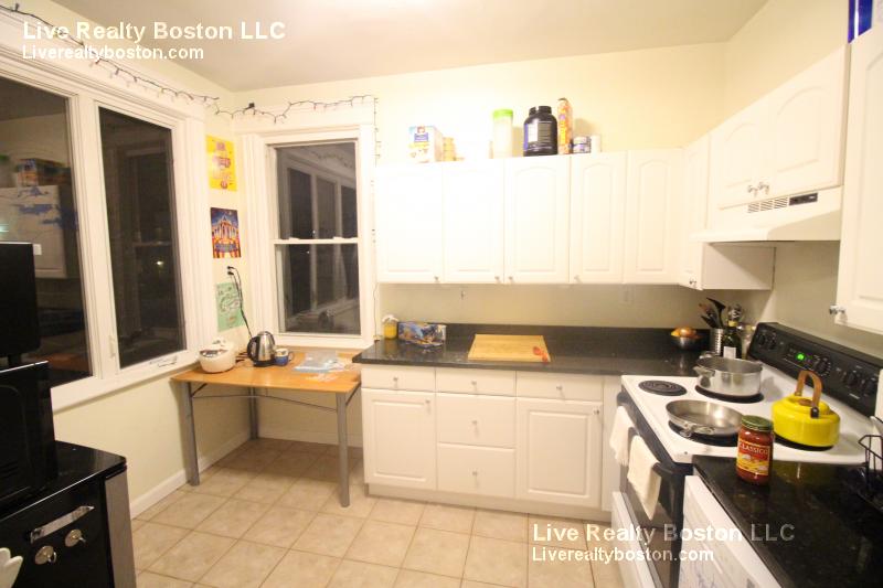 22 Euston St, Coolidge Corner