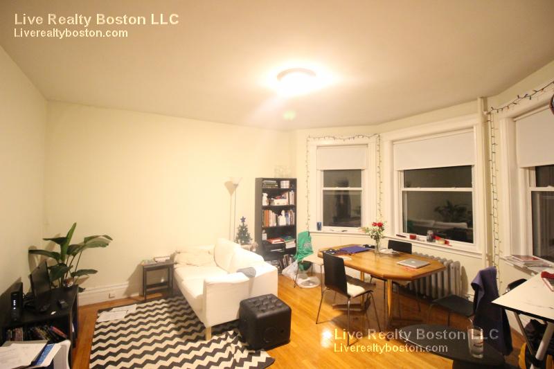 22 Euston St, Coolidge Corner