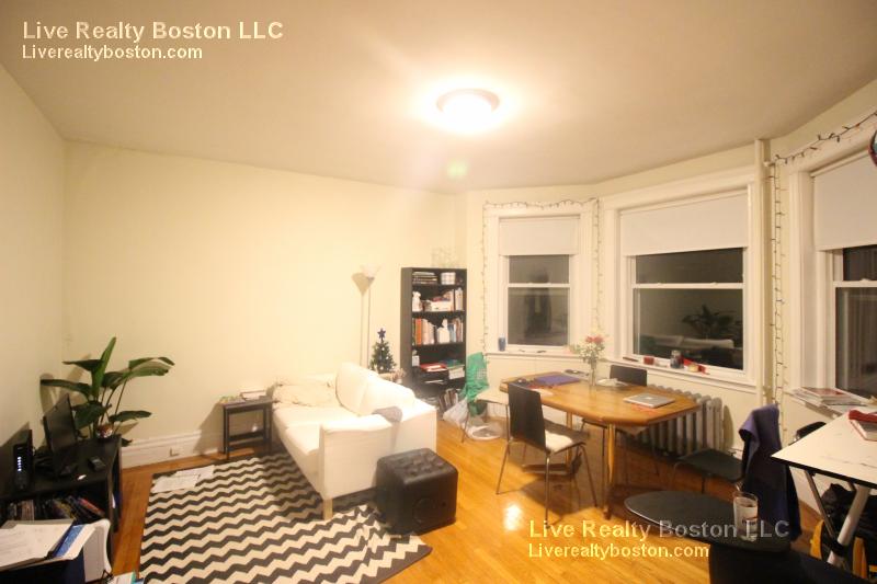 22 Euston St, Coolidge Corner