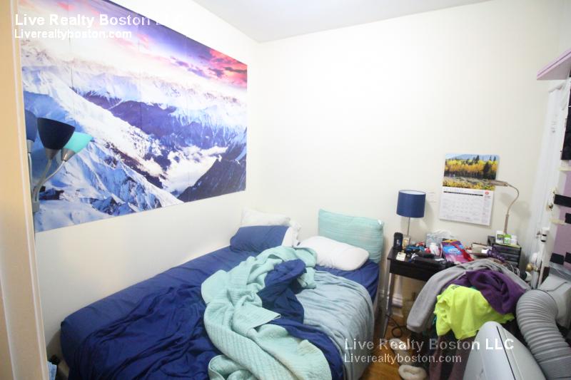 22 Euston St, Coolidge Corner