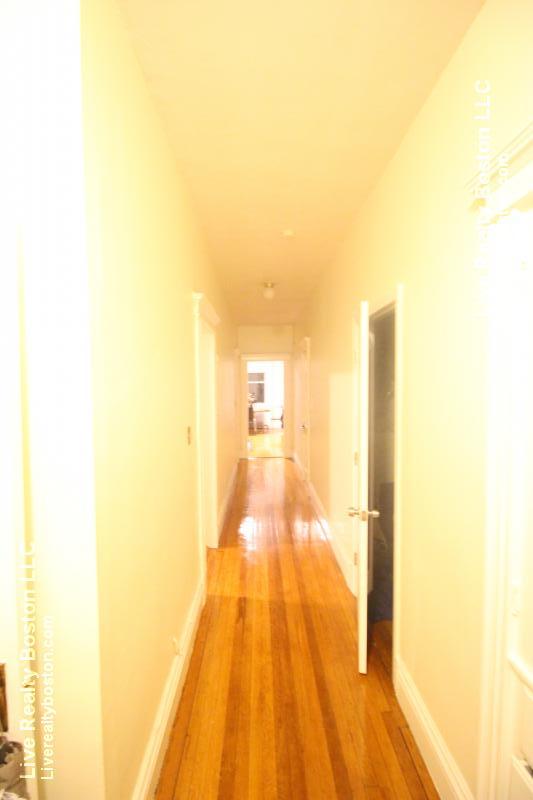 22 Euston St, Coolidge Corner