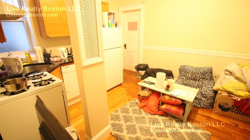 1193 Commonwealth Ave, Allston