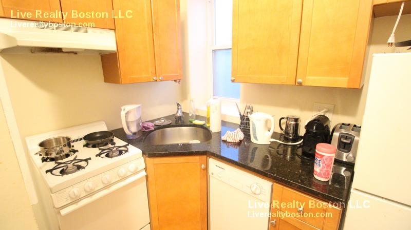 1193 Commonwealth Ave, Allston