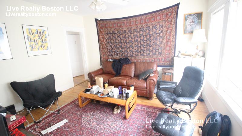 97 Kilsyth Rd, Brighton