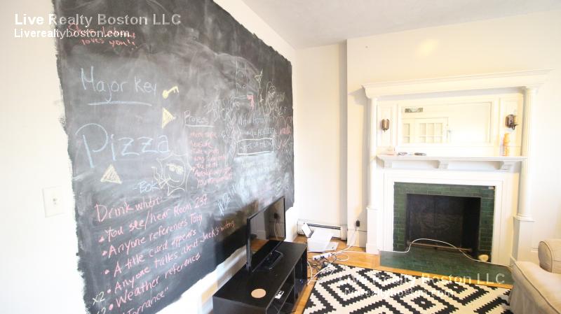 1426 Commonwealth Ave, Brighton