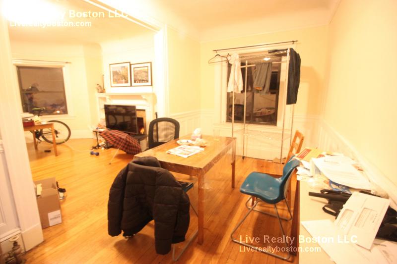 48 Babcock St, Coolidge Corner