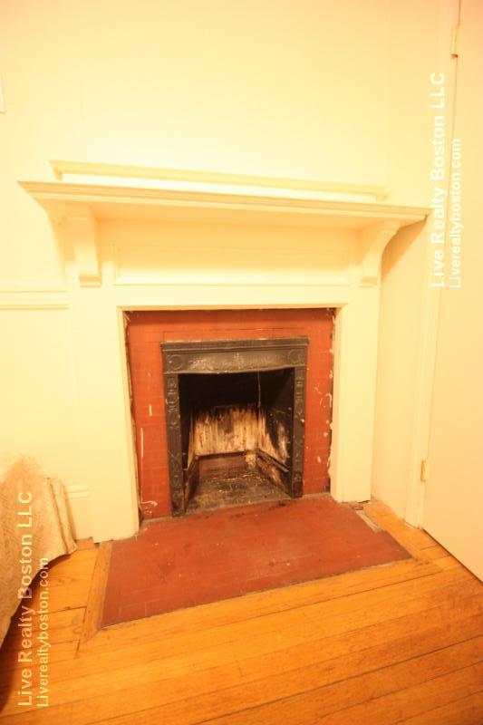 48 Babcock St, Coolidge Corner