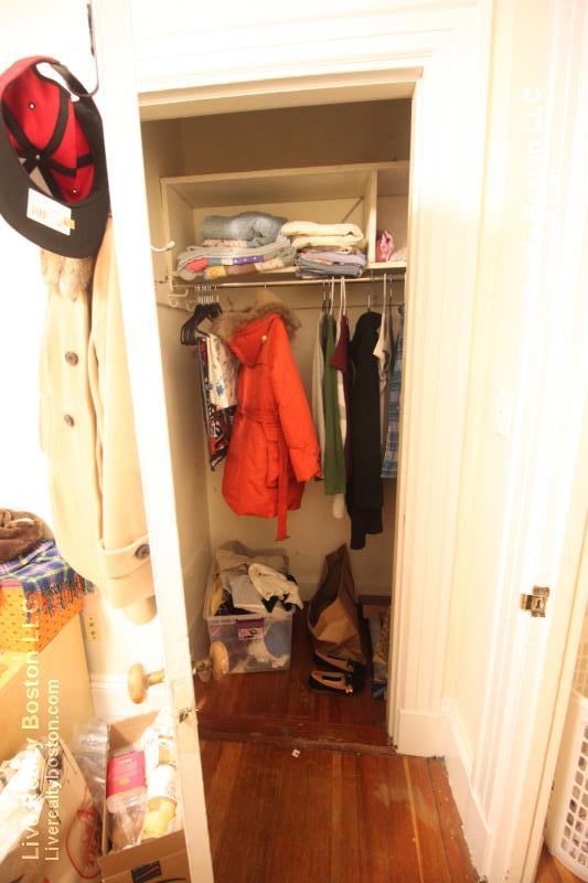 48 Babcock St, Coolidge Corner