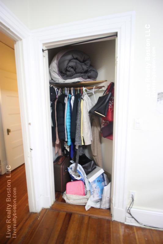 48 Babcock St, Coolidge Corner