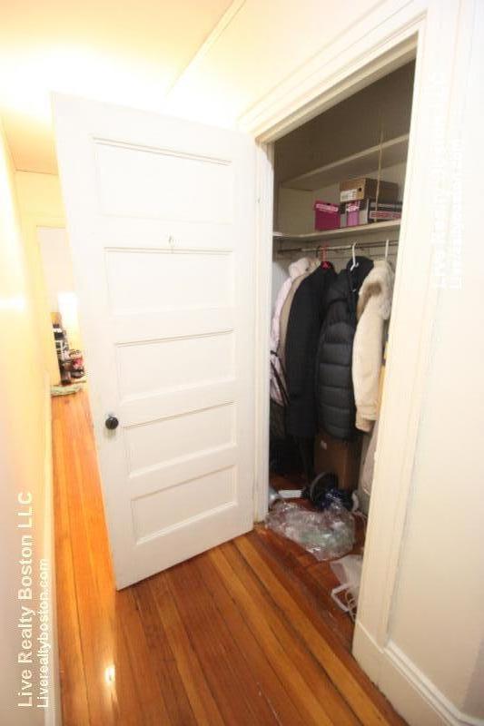 48 Babcock St, Coolidge Corner