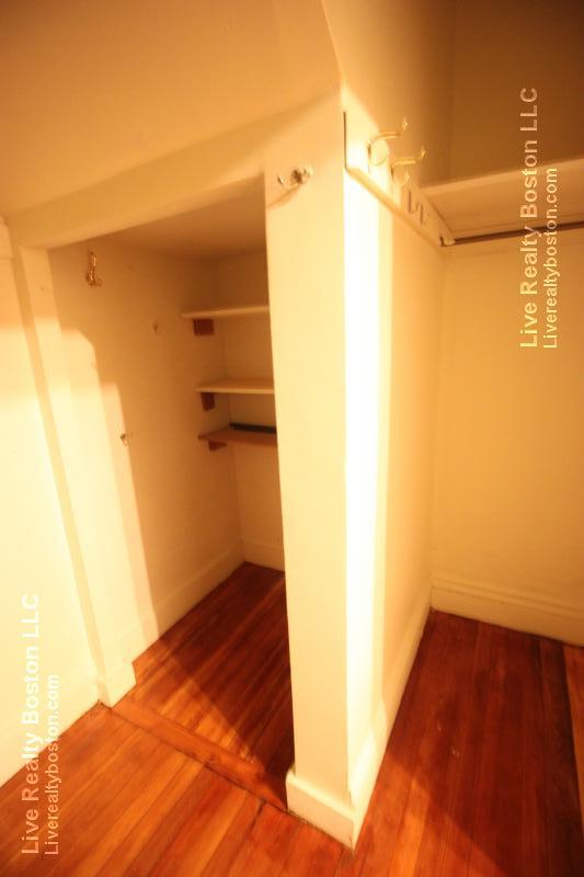 18 Euston St, Brookline Village