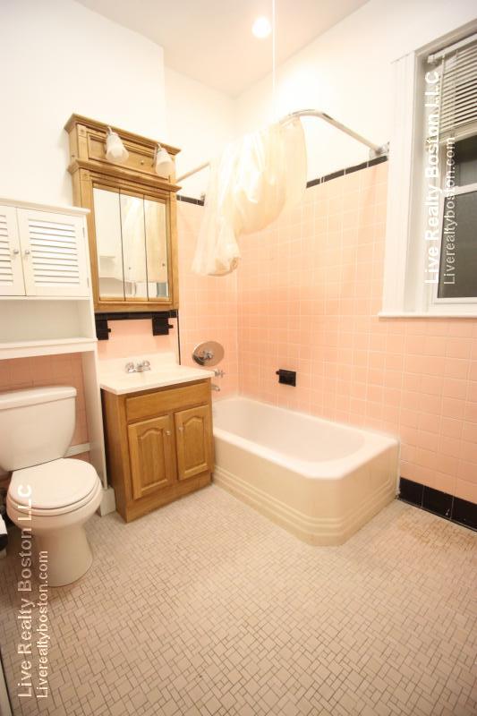 18 Euston St, Brookline Village