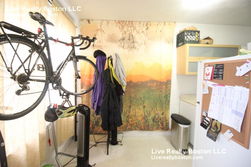 99 Brainerd Rd, Allston