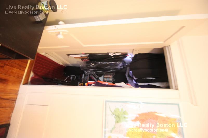 99 Brainerd Rd, Allston