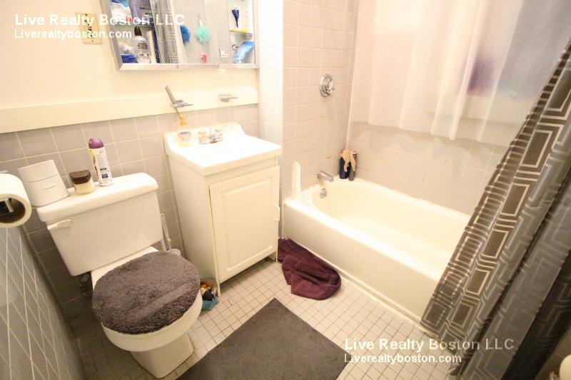 24 Westland Ave, Fenway