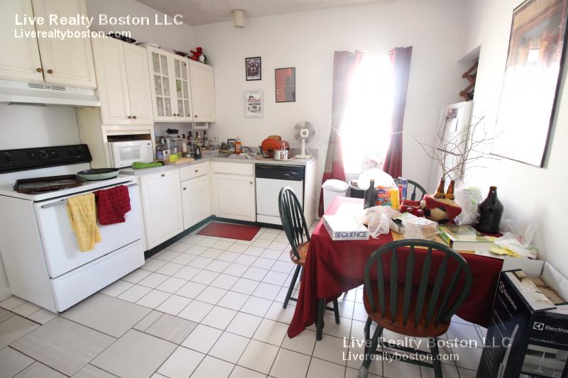 26 Haskell St, Allston