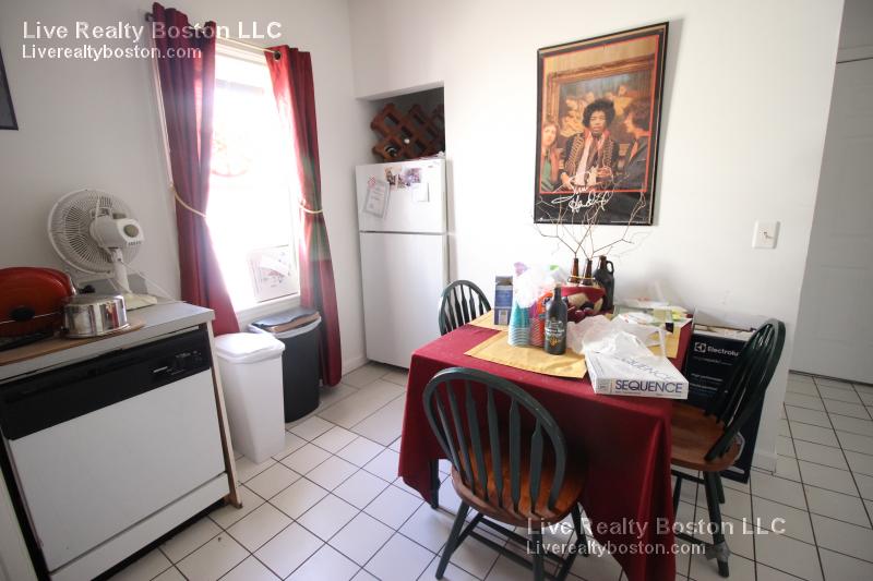 26 Haskell St, Allston