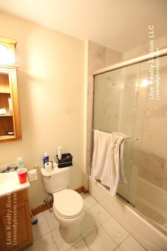 102 Allston St, Allston