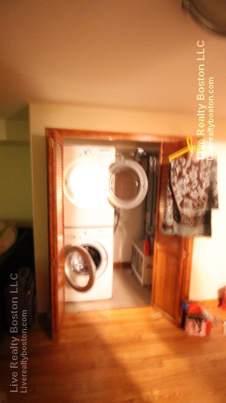 102 Allston St, Allston