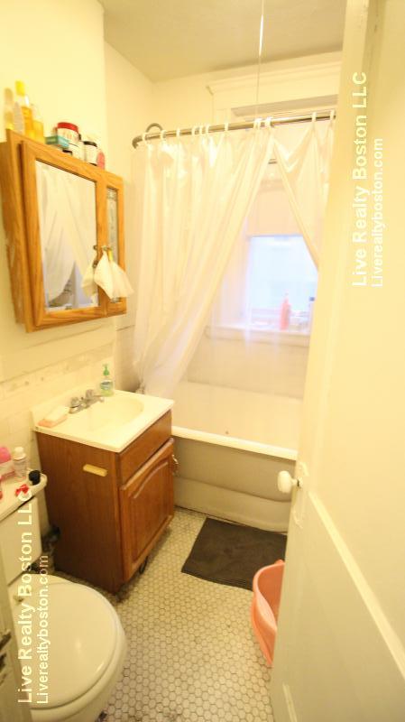 1179 Boylston St, Fenway