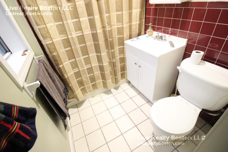 883 Huntington, Mission Hill