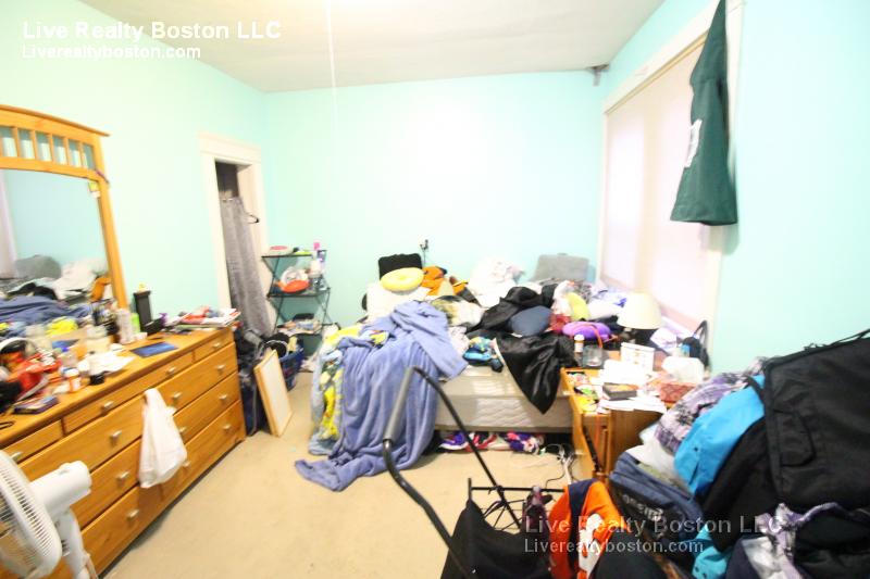 883 Huntington Ave, Mission Hill