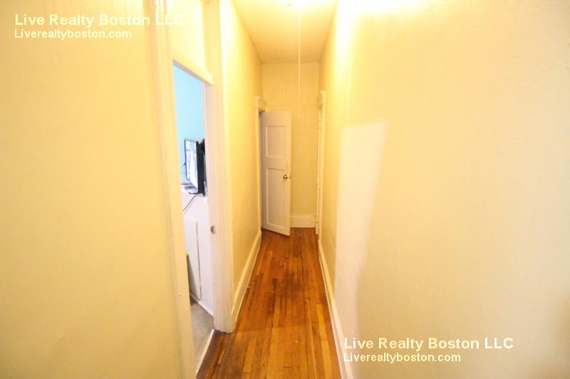 883 Huntington Ave, Mission Hill